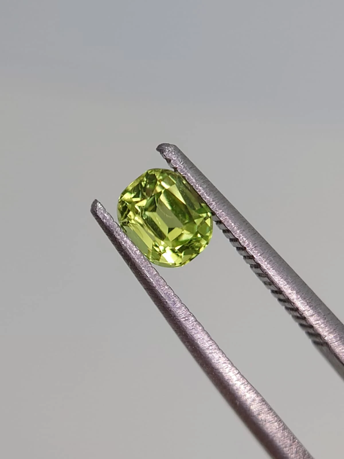 0.60ct Natural Cushion Cut Peridot from Pakistan — view 6